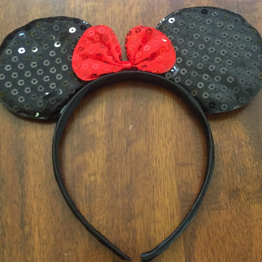 Glittery mouse ears